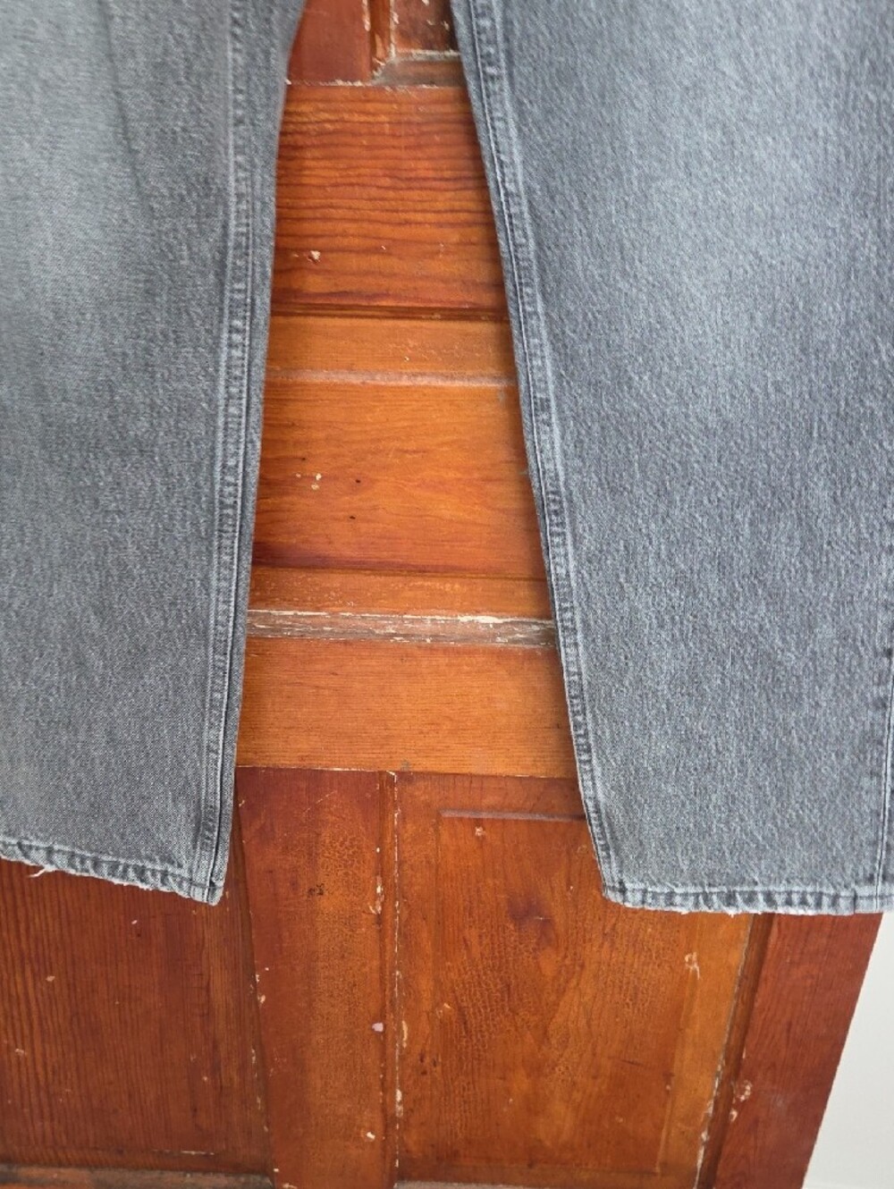 Anine Bing Women's Gray Washed Cropped Jeans - Picture 6 of 10